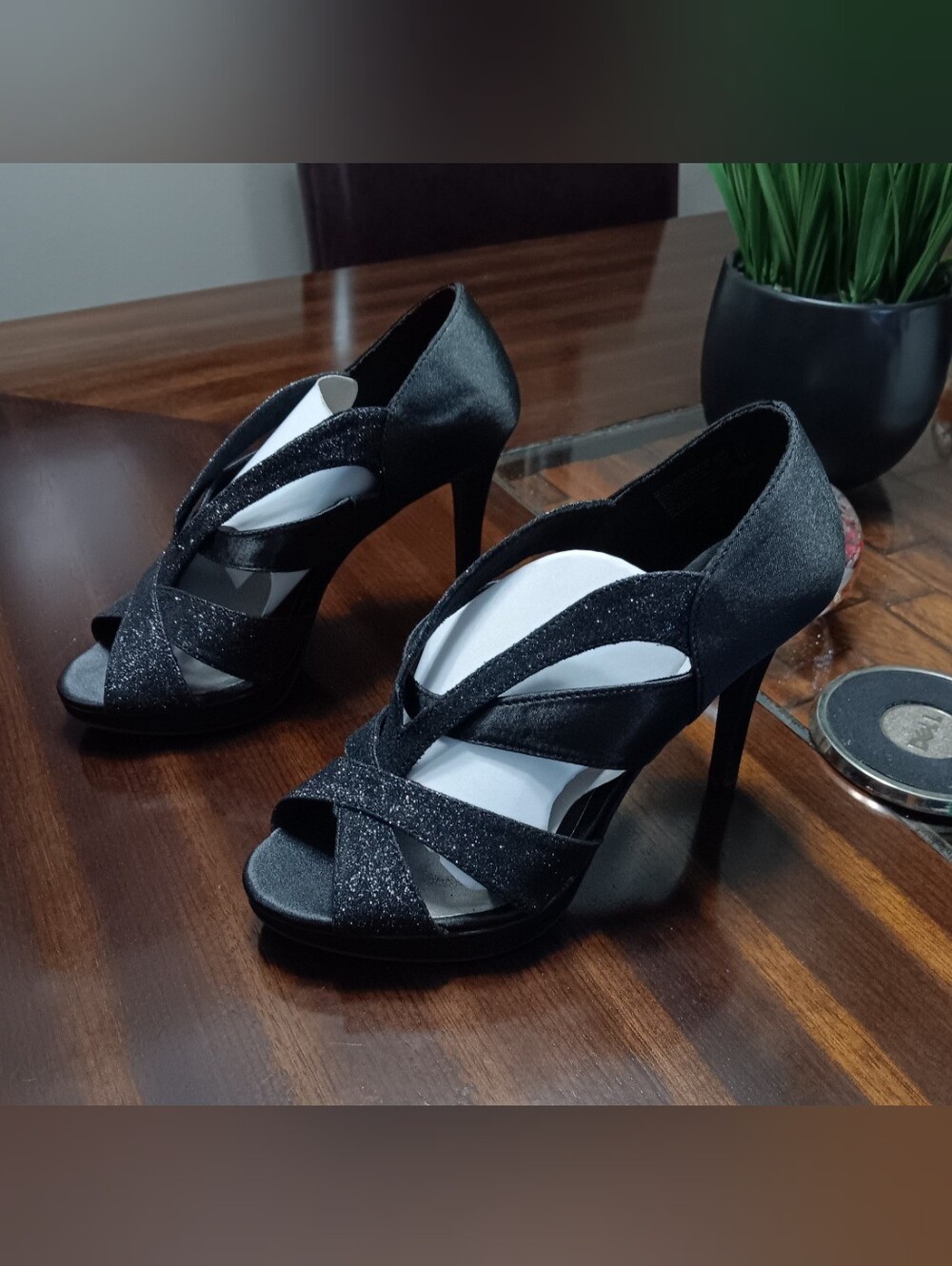 Fioni Black Glitter Heels